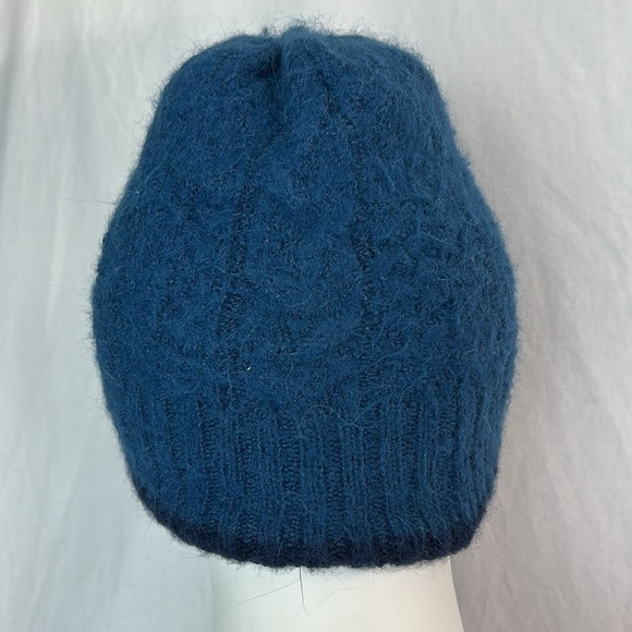 Artesanias Pelo de Oro 100% Alpaca Women’s Reversible Winter Hat - Picture 3 of 9